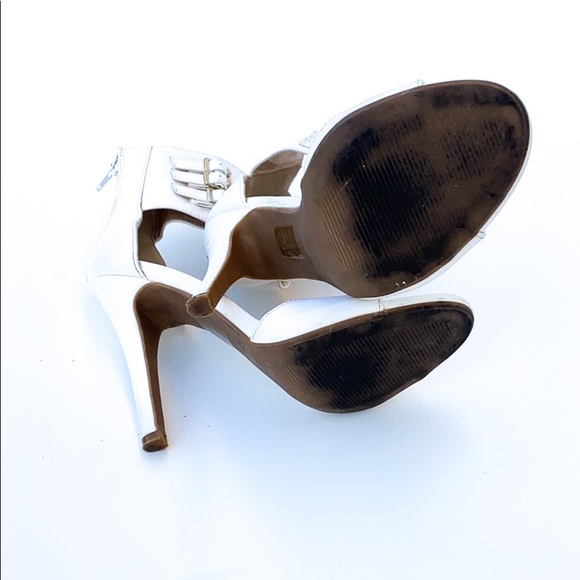 Shoe Republic LA White Ankle Strap Open Toe Heels - Picture 7 of 8